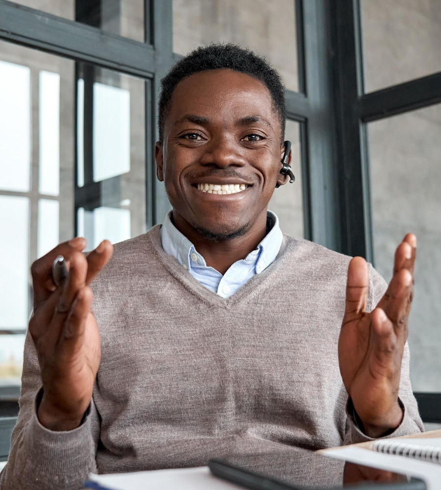 a male virtual assistant